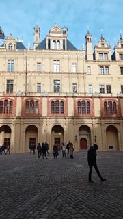 Schloßhof 04